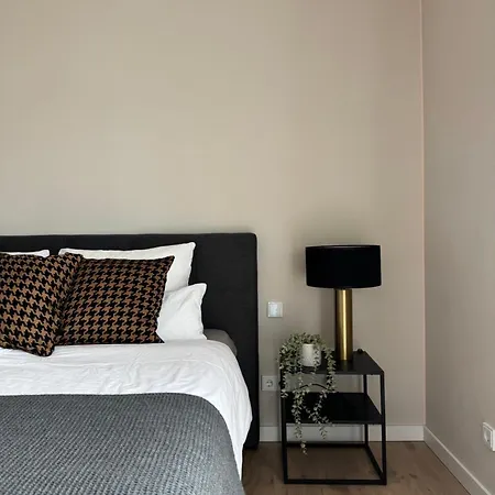 Sonniges Design-apartment Nahe Hamburg - Ruhe, Komfort & Kostenloses Parken * Rellingen